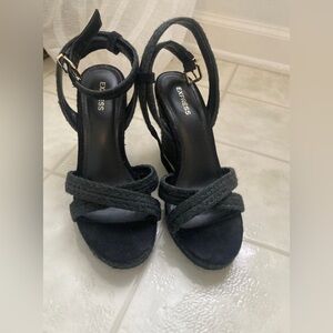 Express wedge heel